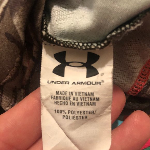 Under Armour Realtree Camo 3/4 Sleeve Top - Picture 6 of 6